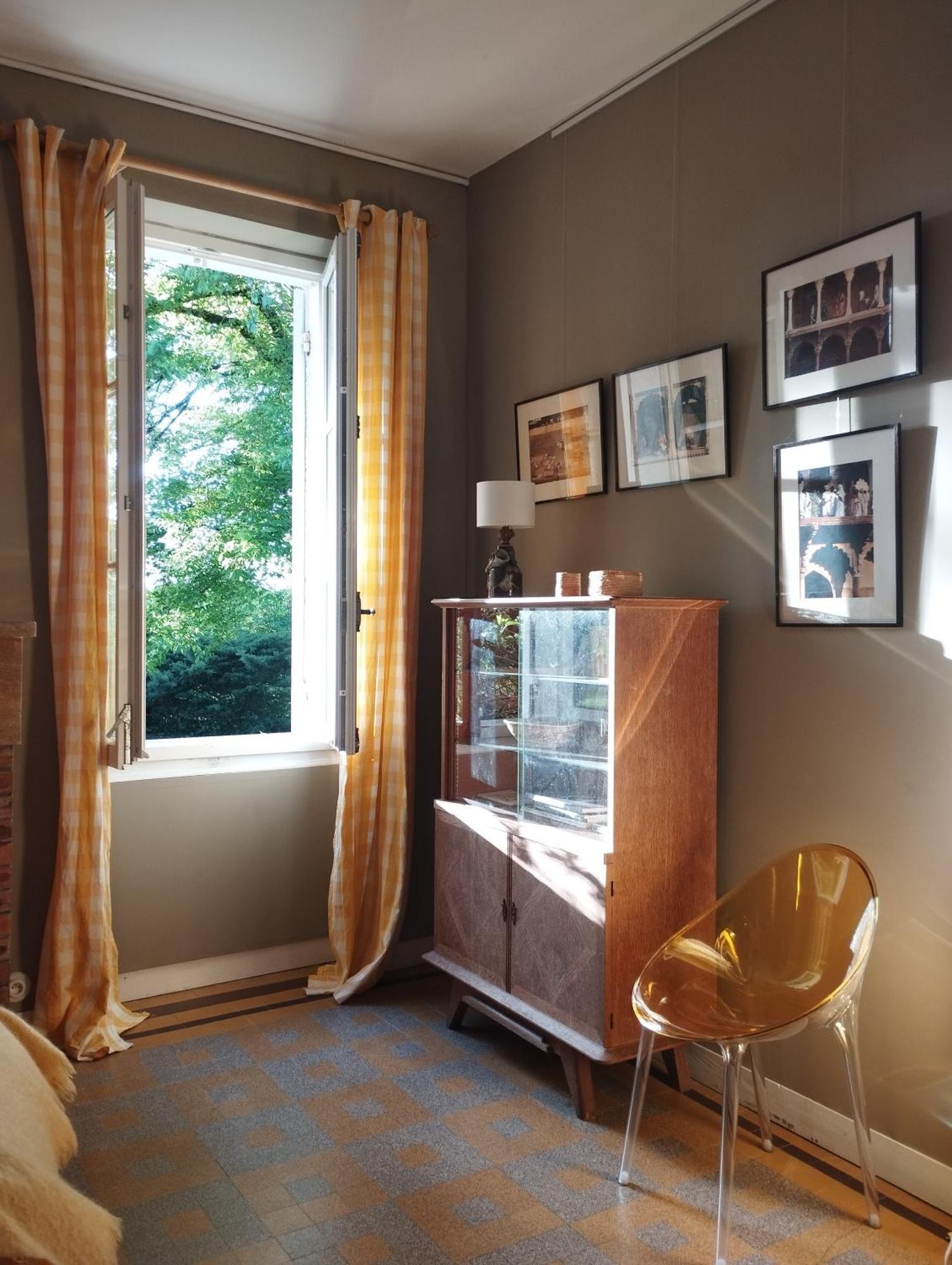 Bed and Breakfast Damechouette Pujols  Екстер'єр фото